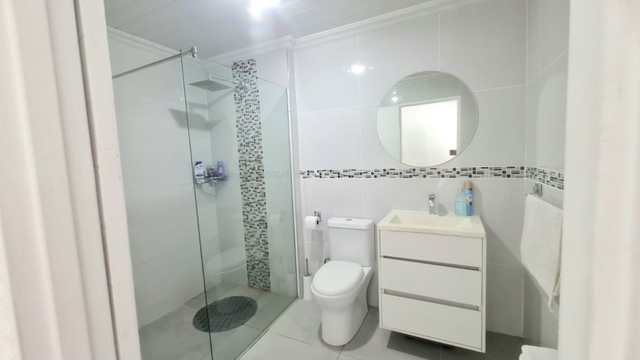 To Let 2 Bedroom Property for Rent in Belhar Western Cape